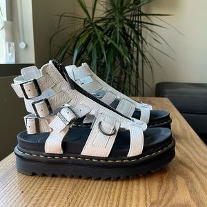 Dr. Marten Olsen Sandals in white